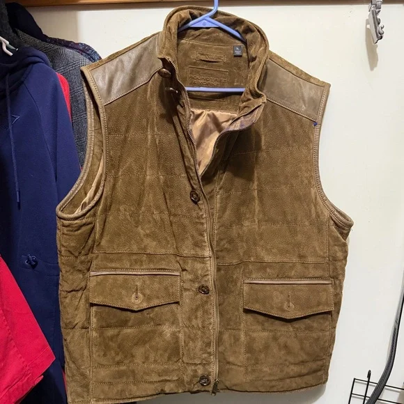 Roundtree & Yorke Tan leather Suede Vest
